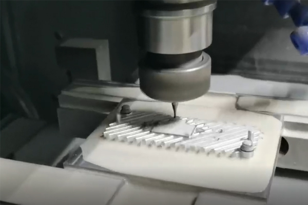 CNC加工:革命性的數(shù)字化制造方式(圖1) CNC加工:革命性的數(shù)字化制造方式(圖1)